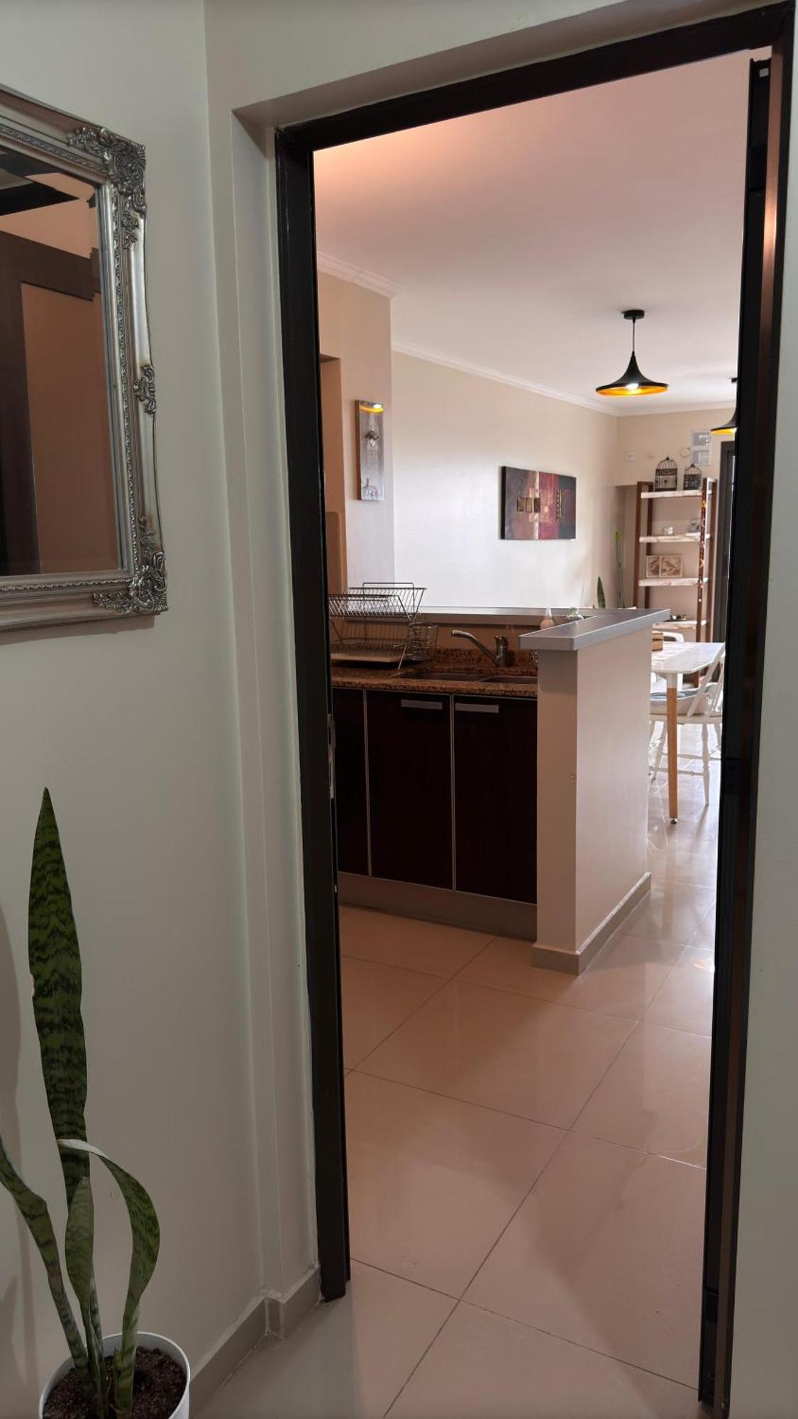 Departamento Centrico Con Balcon A La Calle Apartment
